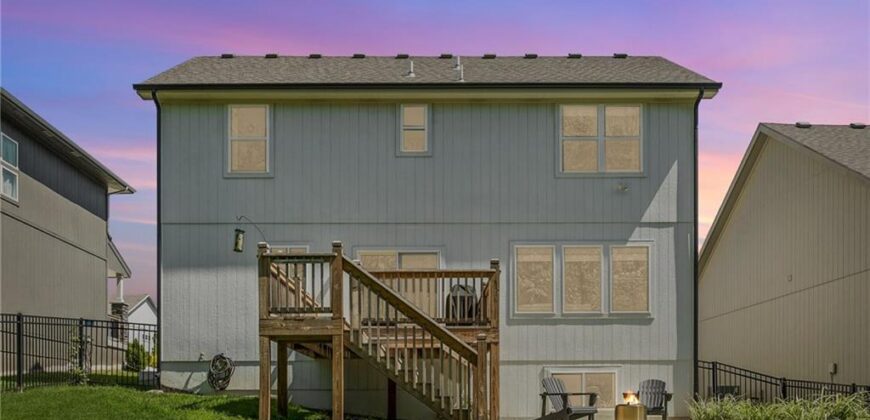 16135 Giorgia Street, Parkville, MO 64152