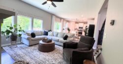 16135 Giorgia Street, Parkville, MO 64152