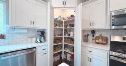 16135 Giorgia Street, Parkville, MO 64152