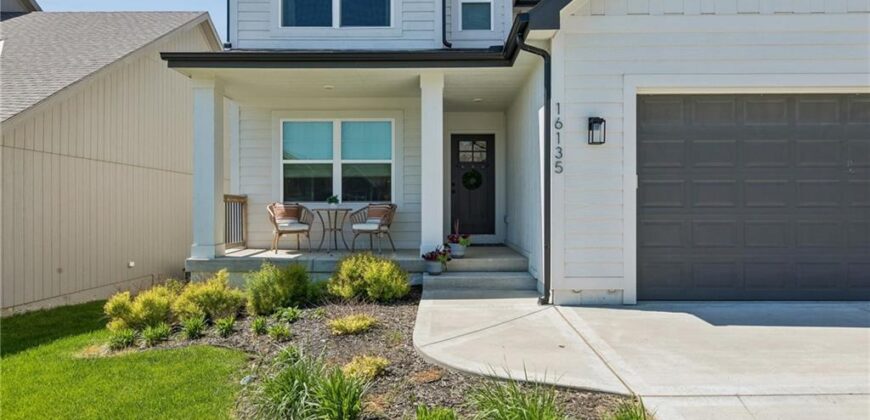 16135 Giorgia Street, Parkville, MO 64152