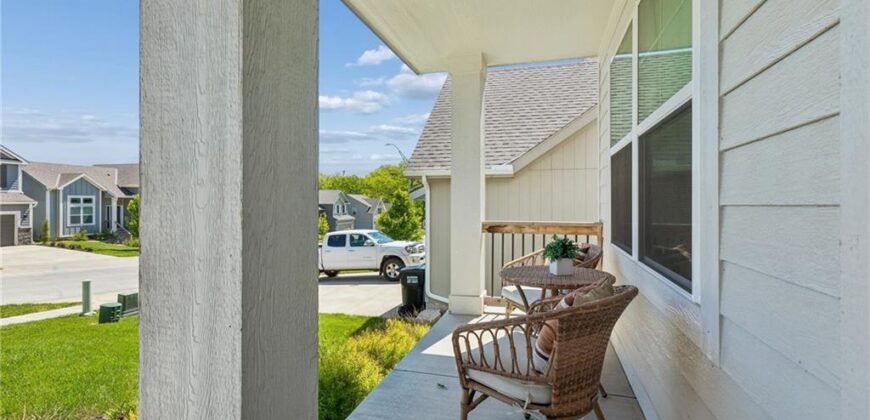 16135 Giorgia Street, Parkville, MO 64152