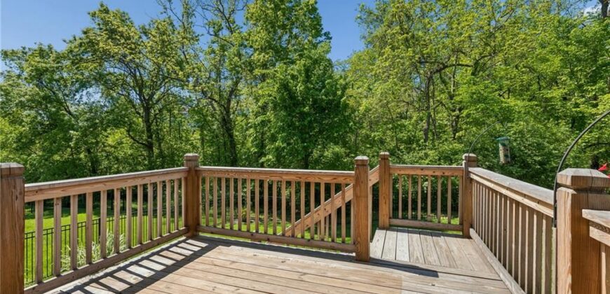 16135 Giorgia Street, Parkville, MO 64152