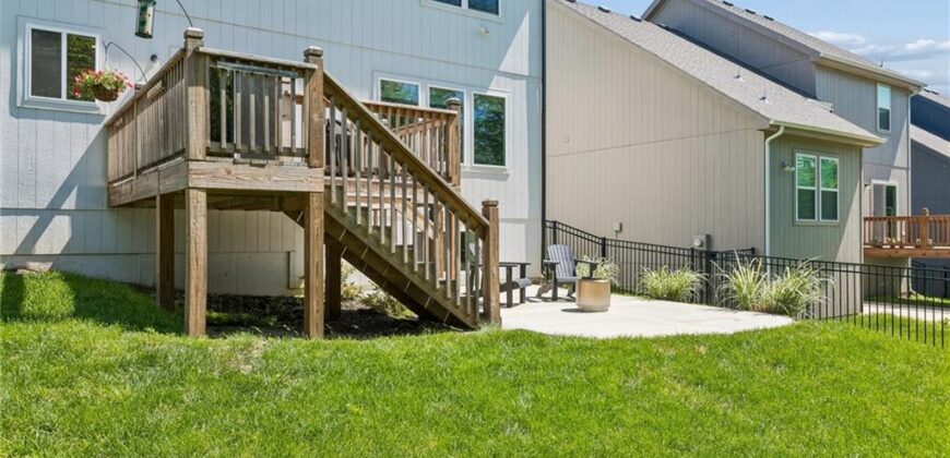 16135 Giorgia Street, Parkville, MO 64152