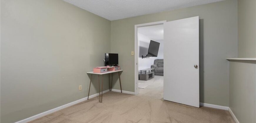 5330 NW 87th Court, Kansas City, MO 64154