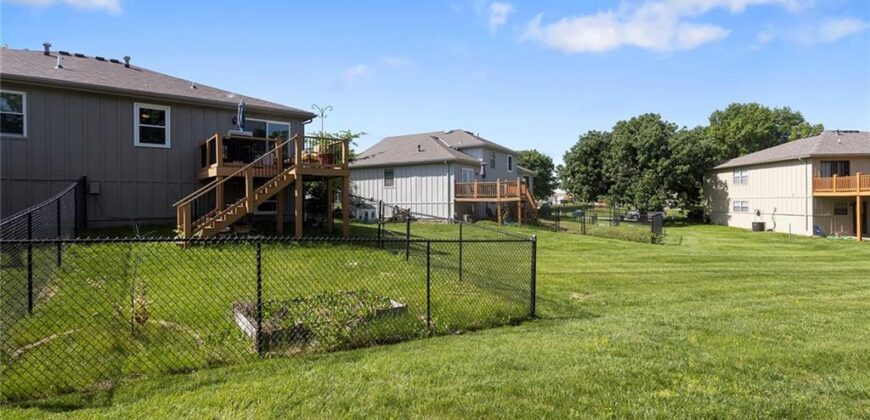 5330 NW 87th Court, Kansas City, MO 64154