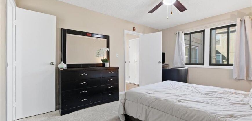 1032 NW 70TH Court, Kansas City, MO 64118