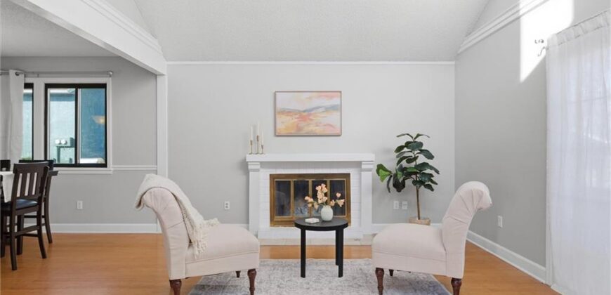 1032 NW 70TH Court, Kansas City, MO 64118
