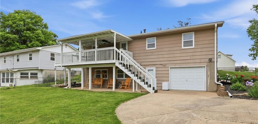 409 5th Street, Weston, MO 64098