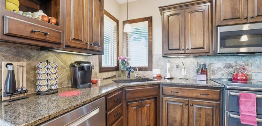 9308 N Bellview Avenue, Kansas City, MO 64155