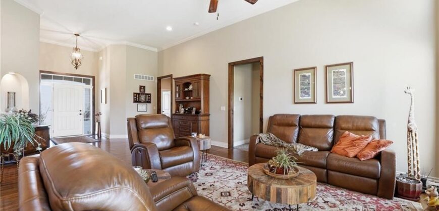 9308 N Bellview Avenue, Kansas City, MO 64155