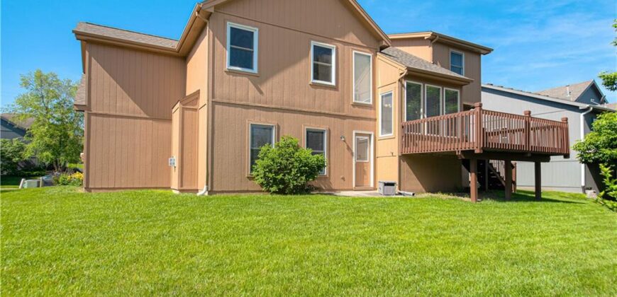 10023 N Willow Avenue, Kansas City, MO 64157