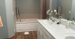 10023 N Willow Avenue, Kansas City, MO 64157