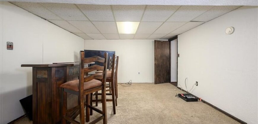 6925 NW Blair Road, Kansas City, MO 64152