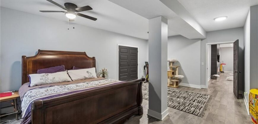8112 NW 90th Street, Kansas City, MO 64153