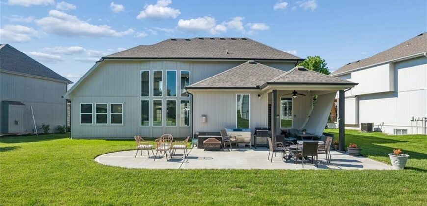 8112 NW 90th Street, Kansas City, MO 64153