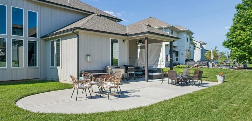 8112 NW 90th Street, Kansas City, MO 64153