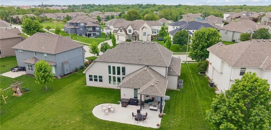 8112 NW 90th Street, Kansas City, MO 64153
