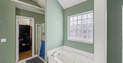 1808 NW 79th Terrace, Kansas City, MO 64151