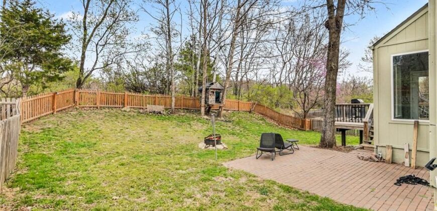 1808 NW 79th Terrace, Kansas City, MO 64151