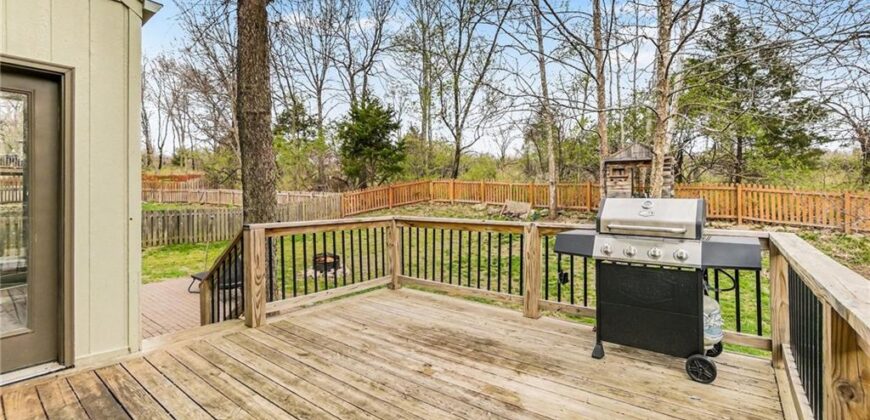 1808 NW 79th Terrace, Kansas City, MO 64151