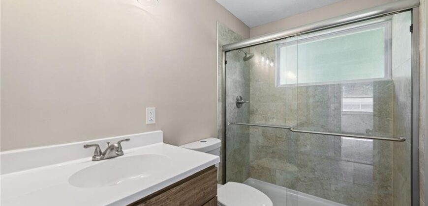 6004 N Tracy Avenue, Kansas City, MO 64118