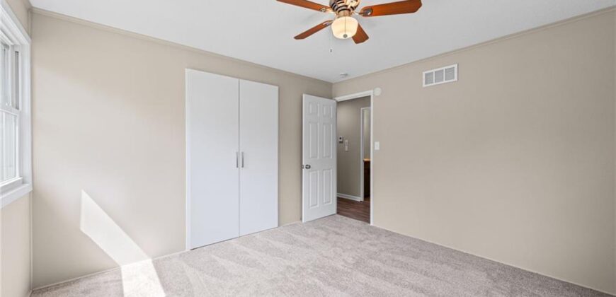 6004 N Tracy Avenue, Kansas City, MO 64118