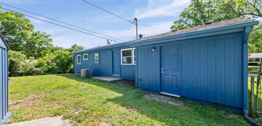 6004 N Tracy Avenue, Kansas City, MO 64118