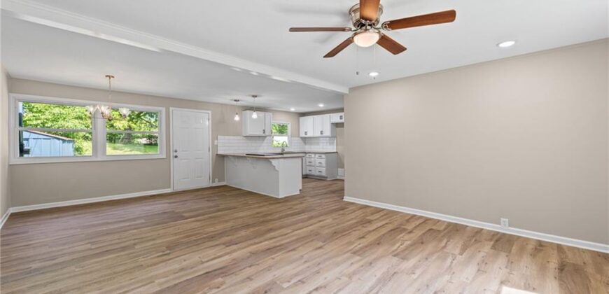 6004 N Tracy Avenue, Kansas City, MO 64118