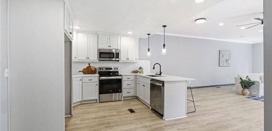 417 N Ridge Avenue, Liberty, MO 64068