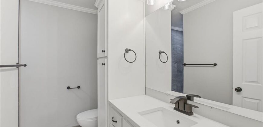 417 N Ridge Avenue, Liberty, MO 64068