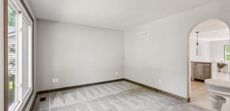 417 N Ridge Avenue, Liberty, MO 64068