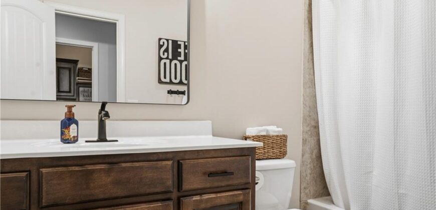 1401 NE 106th Place, Kansas City, MO 64155