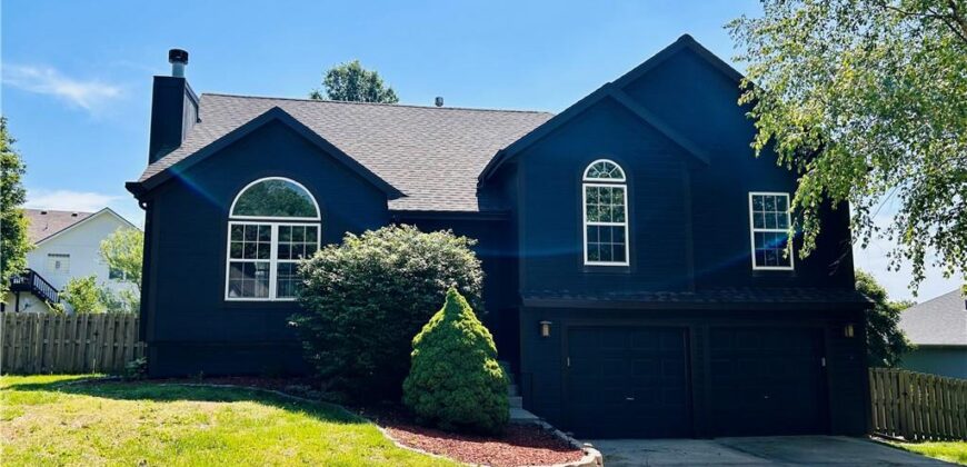 14503 Shamrock Way, Smithville, MO 64089