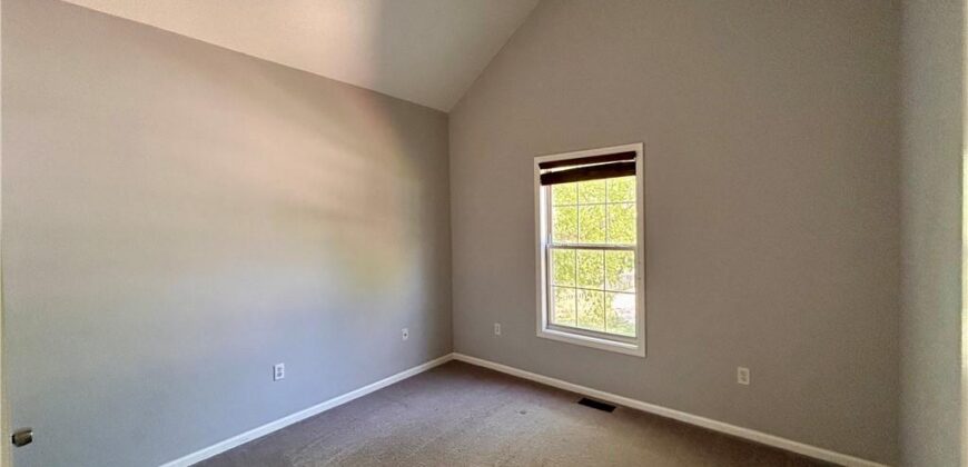 14503 Shamrock Way, Smithville, MO 64089