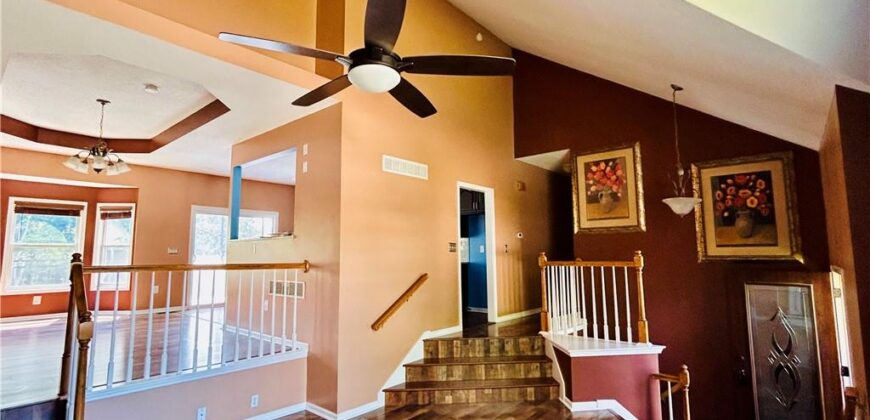 14503 Shamrock Way, Smithville, MO 64089