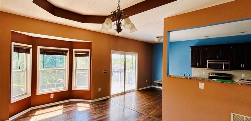 14503 Shamrock Way, Smithville, MO 64089