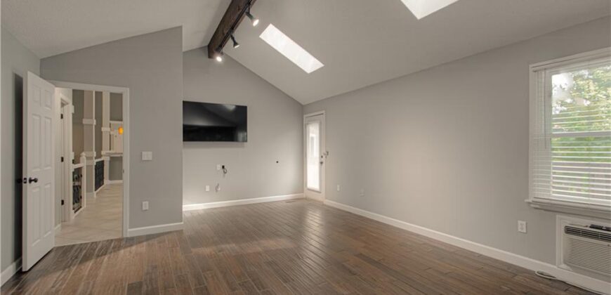 11101 NW 55th Street, Kansas City, MO 64152