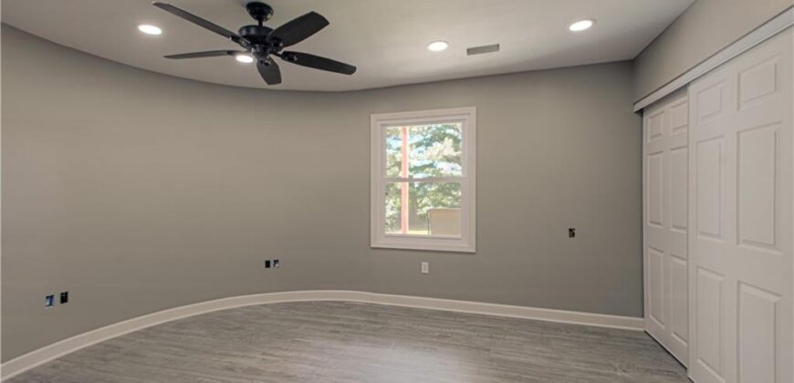 11101 NW 55th Street, Kansas City, MO 64152