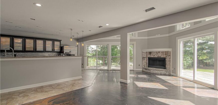 11101 NW 55th Street, Kansas City, MO 64152