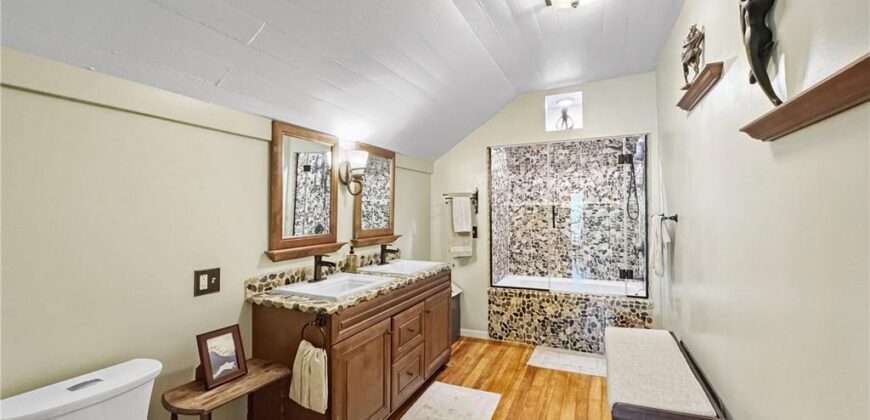731 Welt Street, Weston, MO 64098