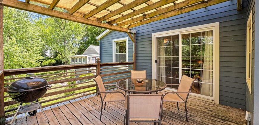 731 Welt Street, Weston, MO 64098