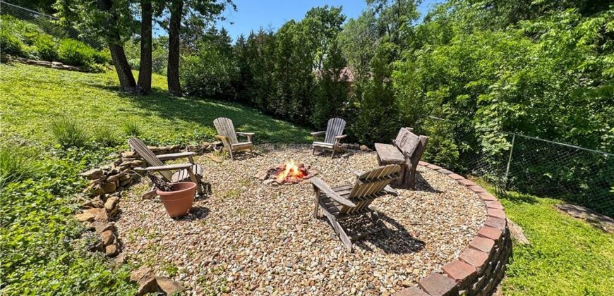 731 Welt Street, Weston, MO 64098