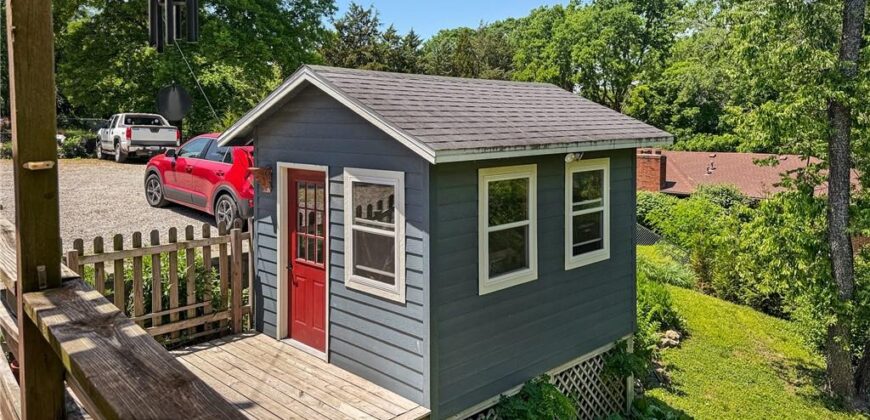 731 Welt Street, Weston, MO 64098