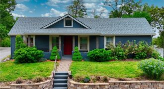 731 Welt Street, Weston, MO 64098