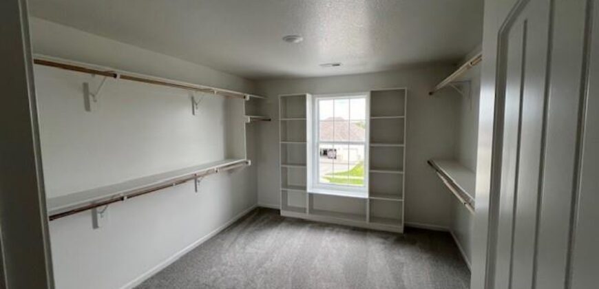 8977 NE 99th Street, Kansas City, MO 64157