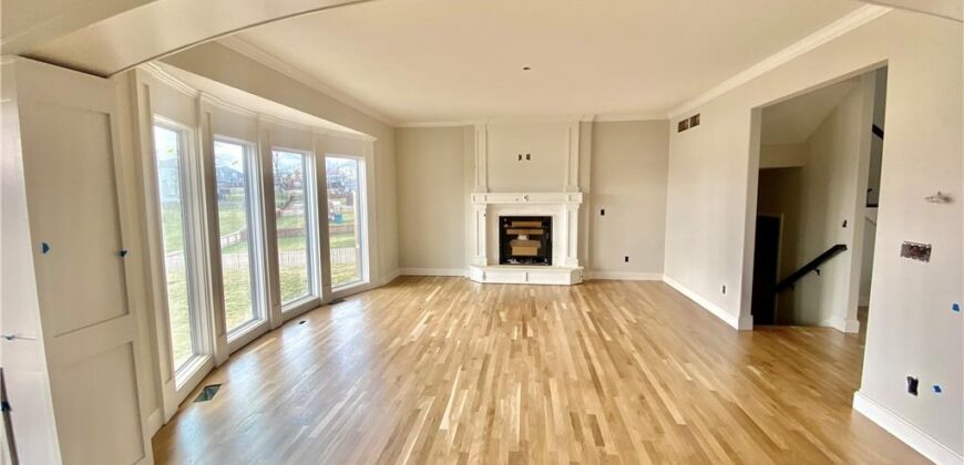 8977 NE 99th Street, Kansas City, MO 64157