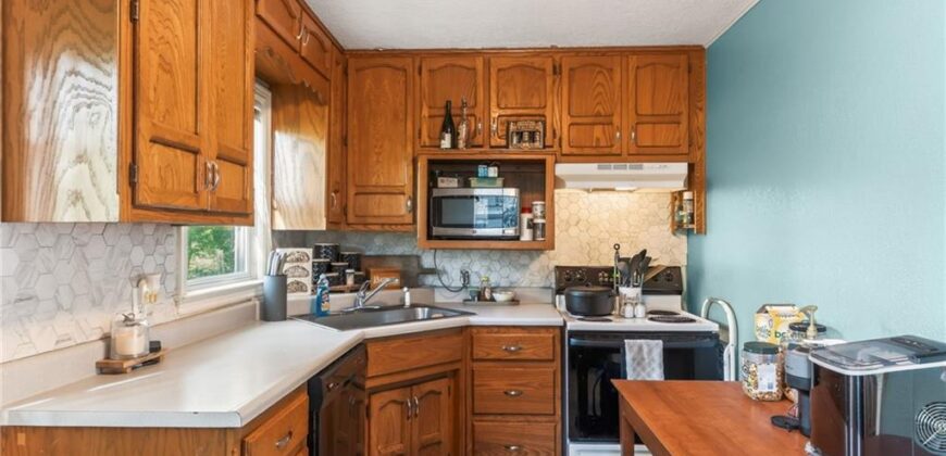 656 Thornton Street, Liberty, MO 64068