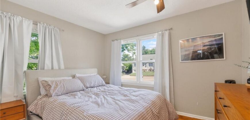 656 Thornton Street, Liberty, MO 64068