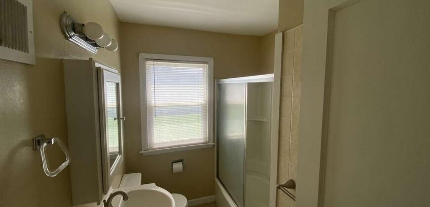 1401 E 21st Avenue, North Kansas City, MO 64116