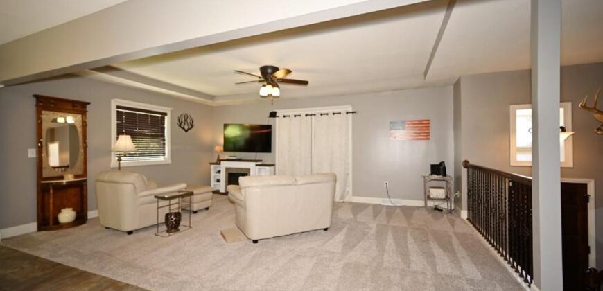 705 THOMAS Street, Platte City, MO 64079